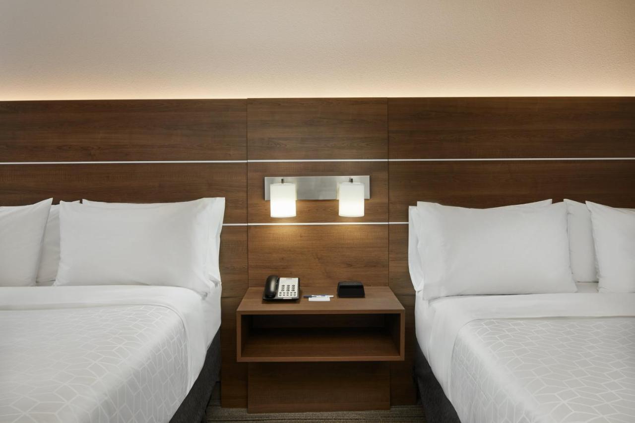 Holiday Inn Express Hotel & Suites Pensacola-West Navy Base By Ihg Beach Haven Exteriér fotografie