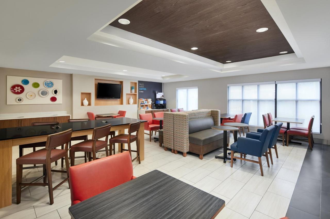 Holiday Inn Express Hotel & Suites Pensacola-West Navy Base By Ihg Beach Haven Exteriér fotografie